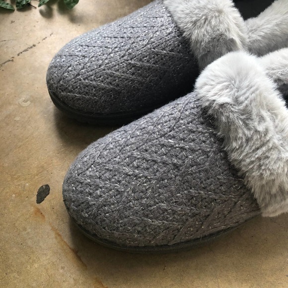 SKECHERS Women's Sweet Walk Cozy Lite Sparkle Knit Slippers Grey - Picture 4 of 6